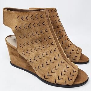 Via Spiga Wedge Sandal Women 7M Brown Suede Laser Cut Perforated Peep Toe Ankle